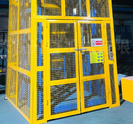 定安货梯可以安装在室外吗